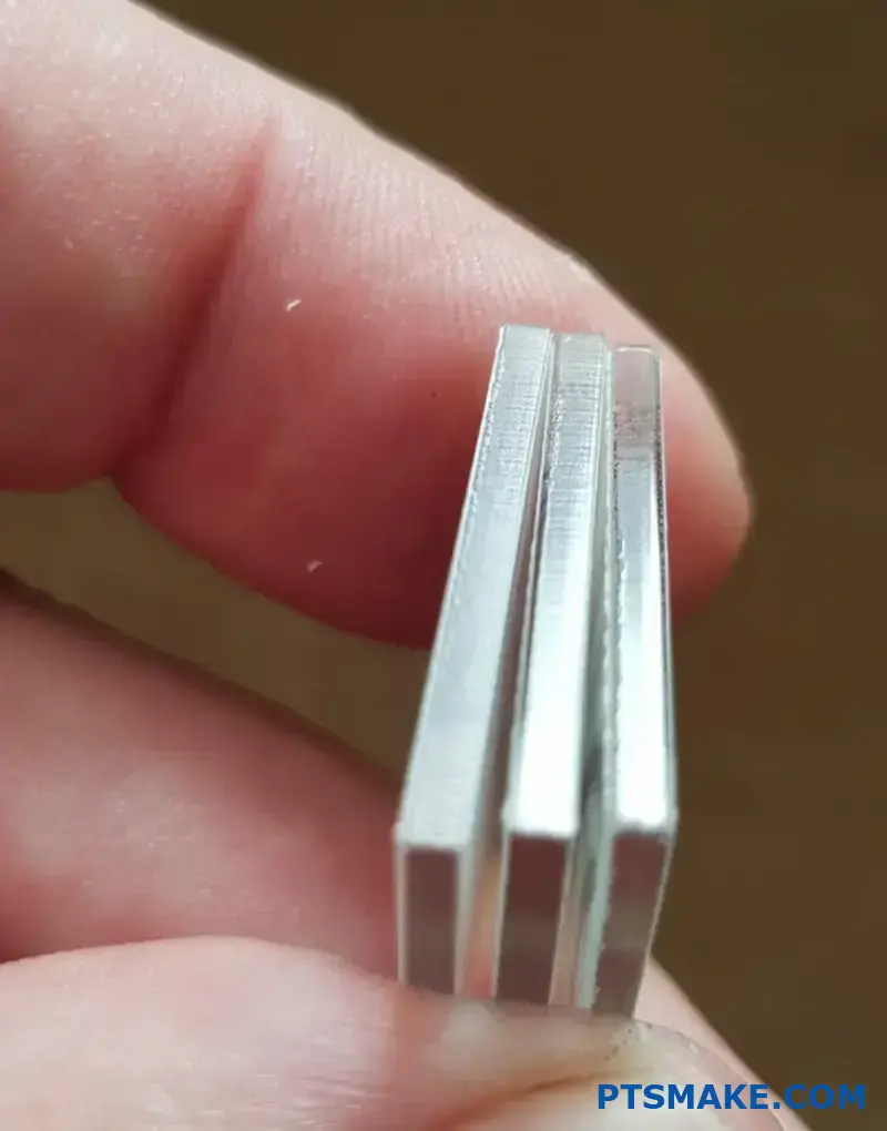 アクリル・エッジの品質比較